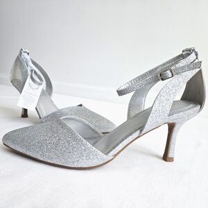 Mysoft Womens 8.5 Silver Glitter Stiletto Low Heels Pumps Pointed Toe Kitten